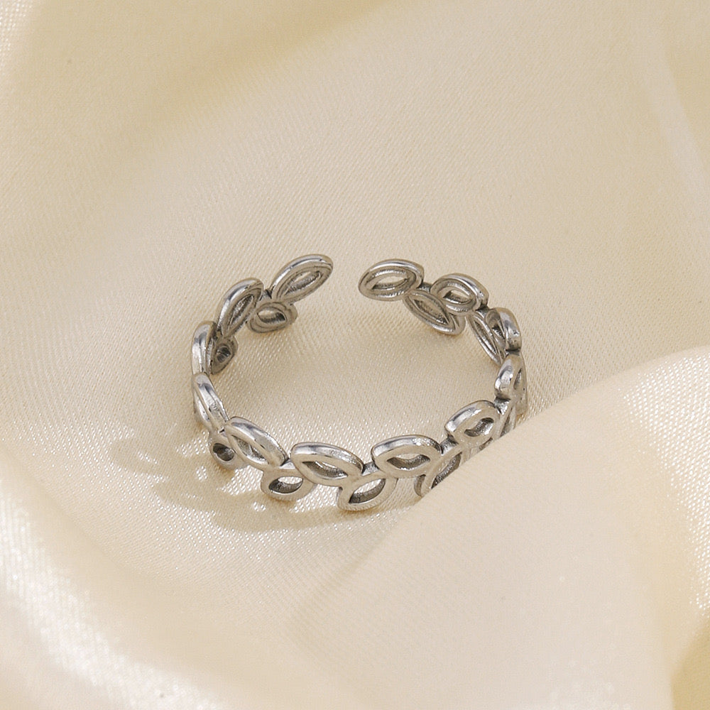 Leaf design stainless steel tarnish fee adjustable size ring