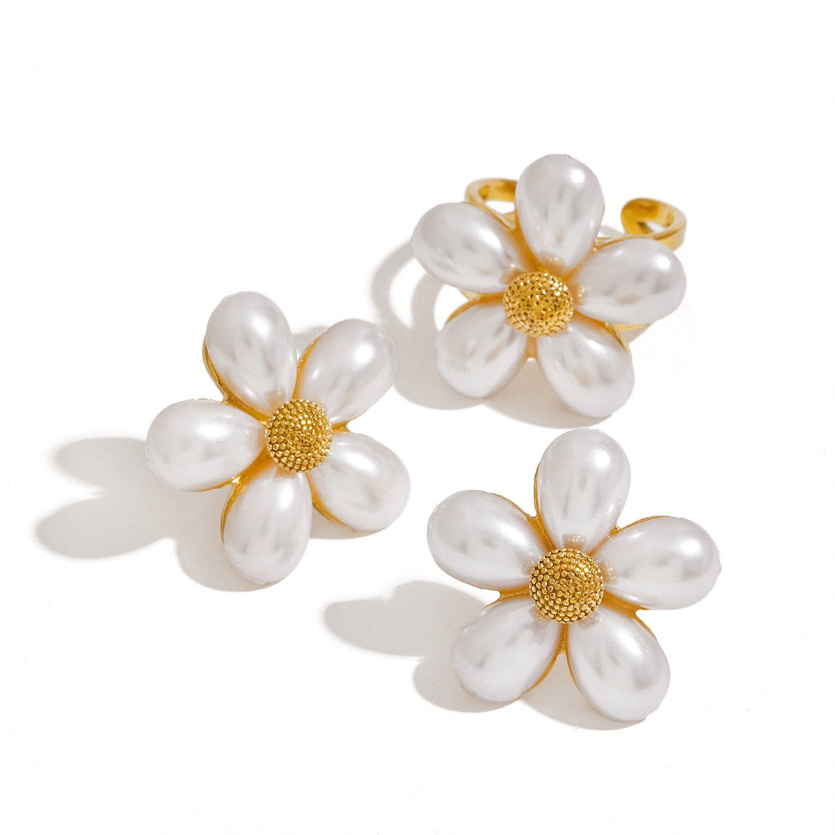 Five-petaled pearl flower exquisite studs earrings stainless steel tarnish free