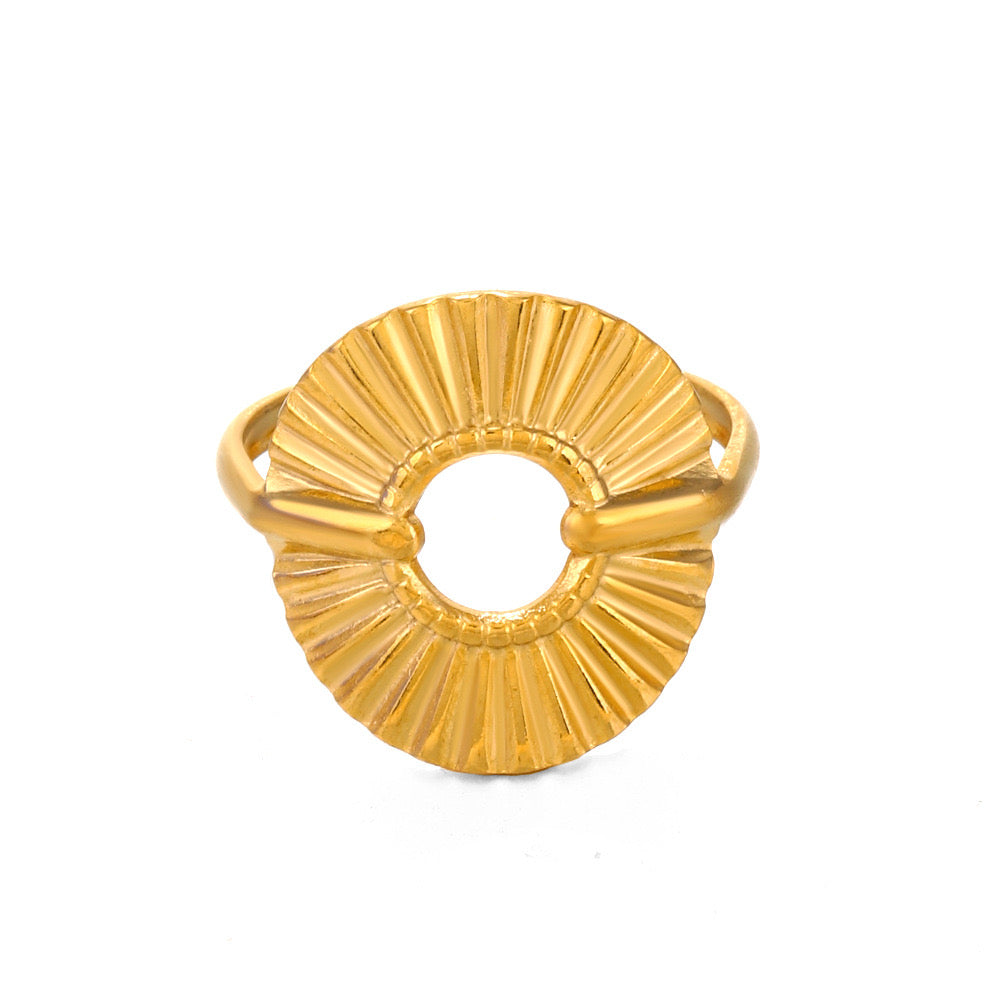 Circular Fan design stainless steel tarnish free water resistant adjustable ring