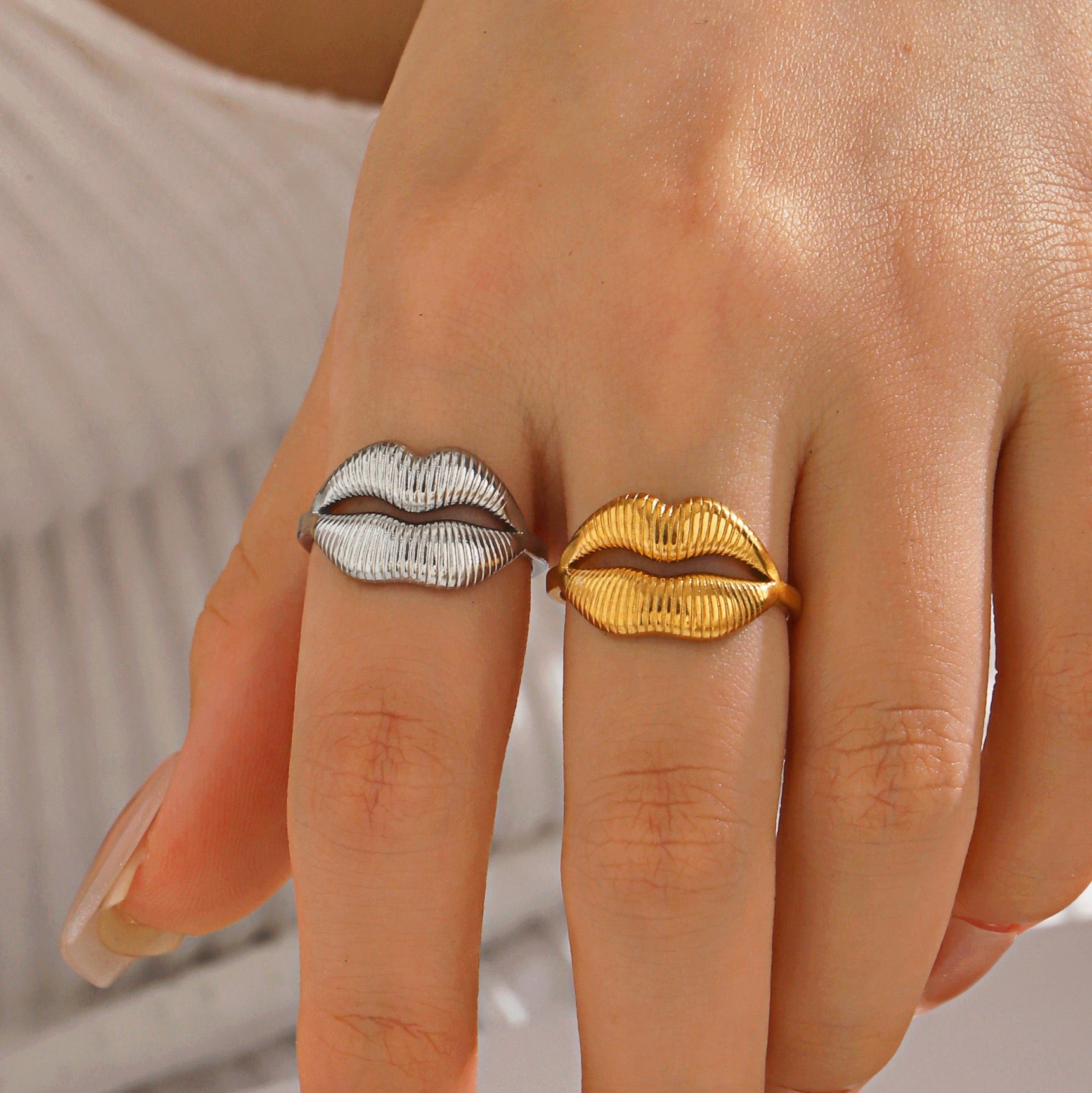 Sexy Lip design Staines steel water resistant tarnish free adjustable size rings
