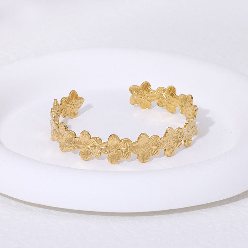 Wreath flowers design open adjustable bangle silver&gold stainless steel tarnish free