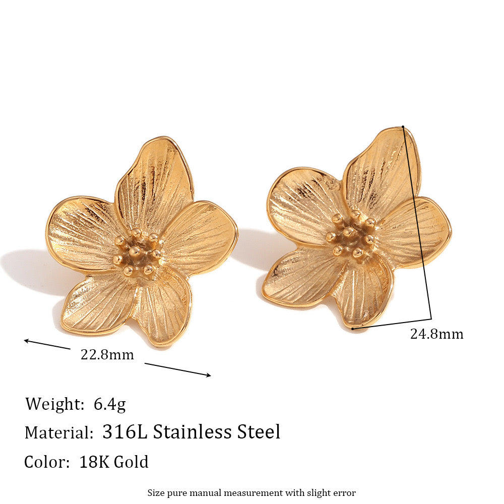 Small Five-petaled flower design Fine polishing stainless steel tarnish free studs earrings